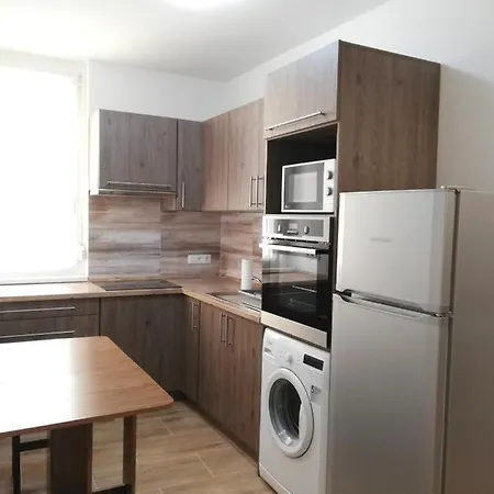 Apartment Delux Apartman Keszthely